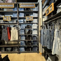 Levi’s Outlet Store