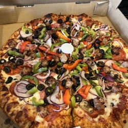 Gabilan Pizza - A classic combo!