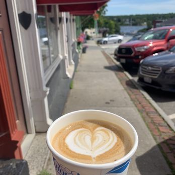 Downshift Coffee - Decaf oat milk latte - Coffee & Tea Near Me - Belfast, Maine