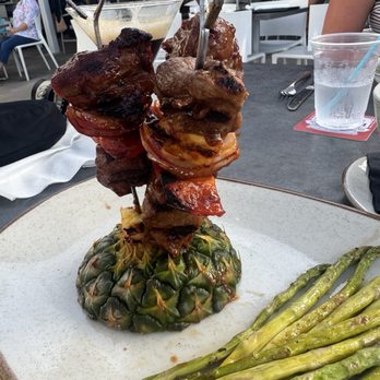 Pineapples - Kebabs - Bars Near Me - Melbourne, Florida