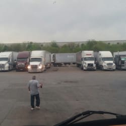 Sunoco - Plenty of truck parking.