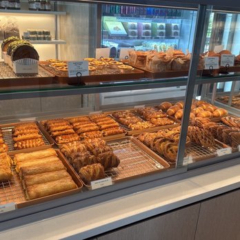 Tous Les Jours - Bakeries Near Me - Ashburn, Virginia
