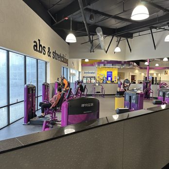 Planet Fitness - Abs - Gyms Near Me - Modesto, California