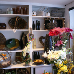 Grant's - Inside Grants Flowers Prestwick