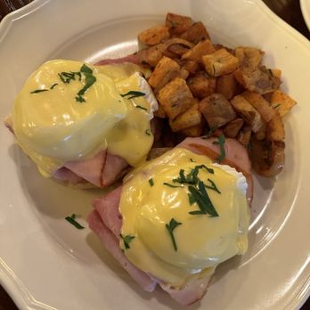 The Smith - The Smith Eggs Benedict - New American Near Me - New York, New York The Smith - The Smith Eggs Benedict - New American Near Me - New York, New York