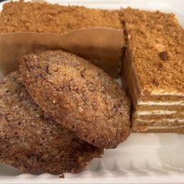 Honey cakes and Strawberry Lemon Sugar Cookies