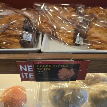 85°C Bakery Cafe-Temecula - Bakeries Near Me - Temecula, California