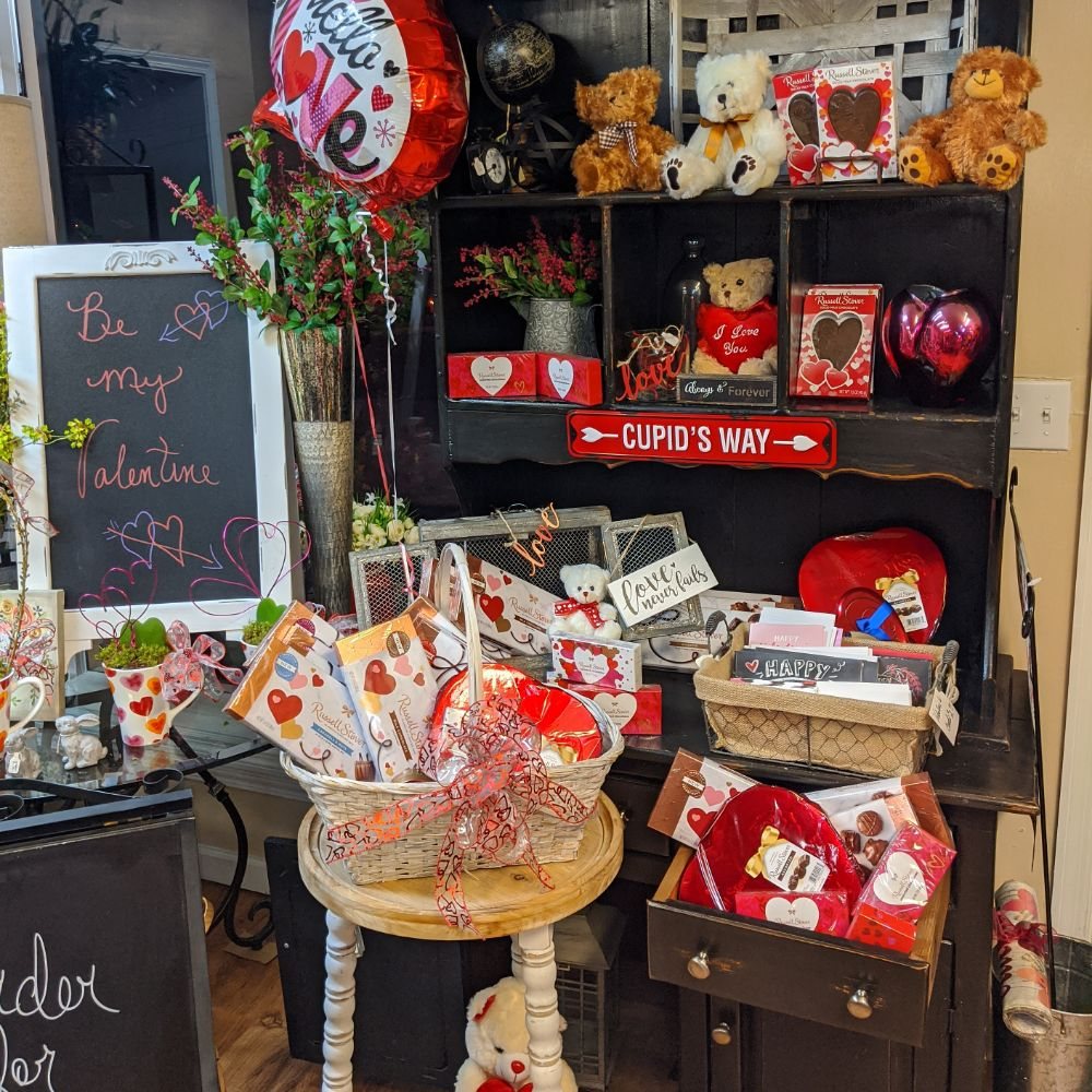 MOSS’ FLOWER SHOP & FLOWER DELIVERY 145 Photos & 12 Reviews 3690 N