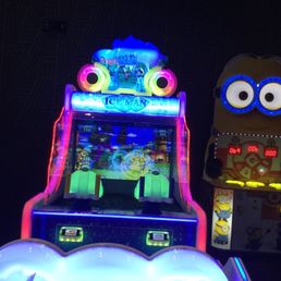 Celeberty theater arcade game Celeberty theater arcade game