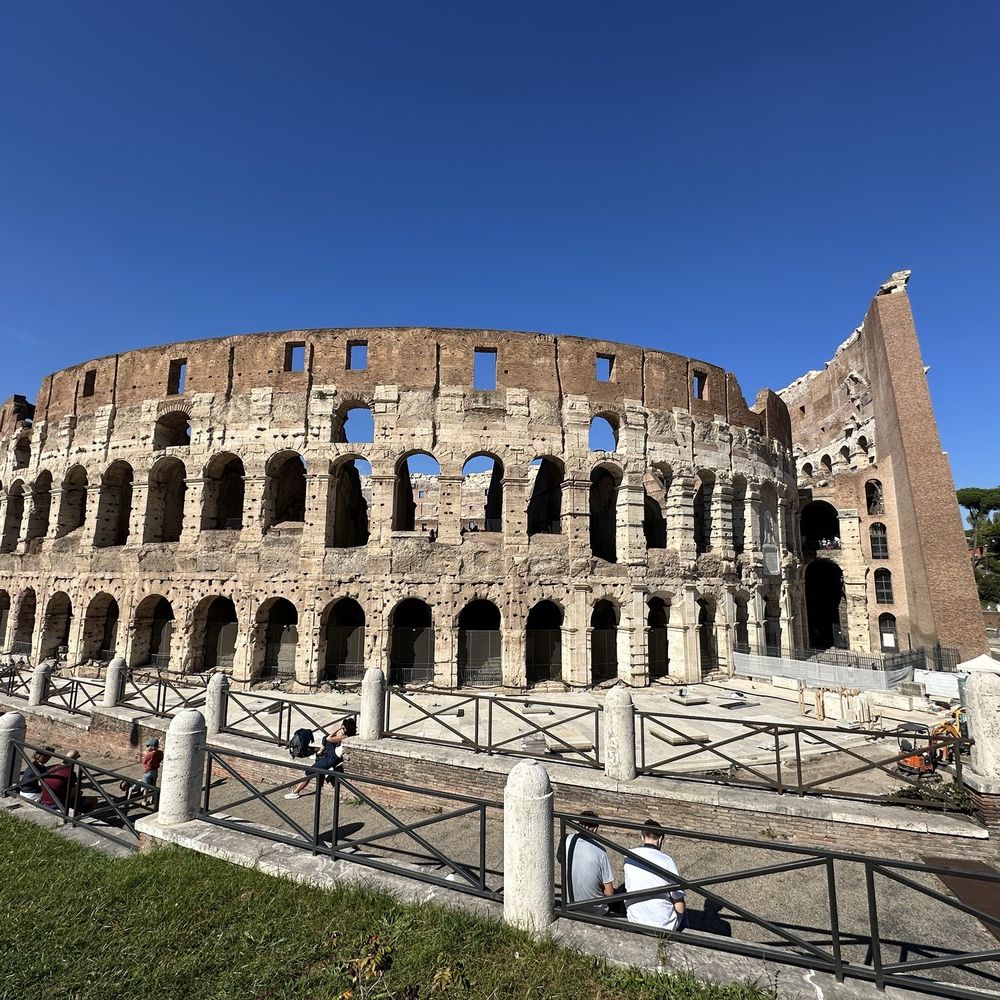 Colosseo - Local Flavor Near Me - Rome, RM