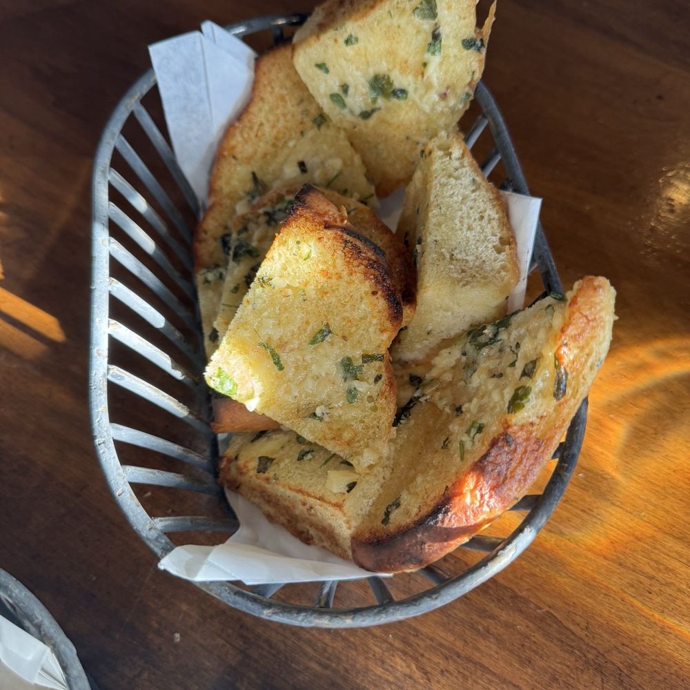 Calico Restaurant and Bar - Garlic Bread - Italian Near Me - Wilson, Wyoming Calico Restaurant and Bar - Garlic Bread - Italian Near Me - Wilson, Wyoming