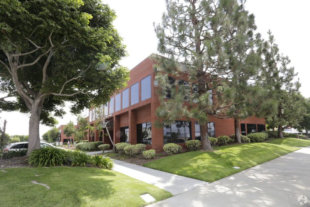 REMS 24 Reviews 2461 W 208th St, Torrance, California Property