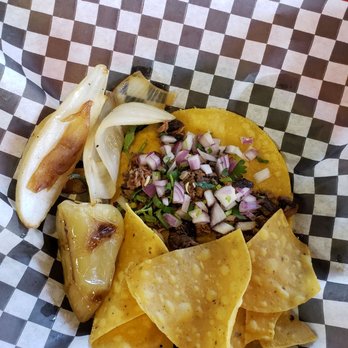 El Taco Buchon - Sreet taco de asada - Seafood Near Me - Commerce, California