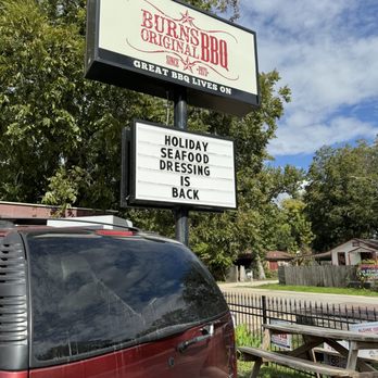 Burns Original BBQ - Street sign - Barbeque Near Me - Houston, Texas