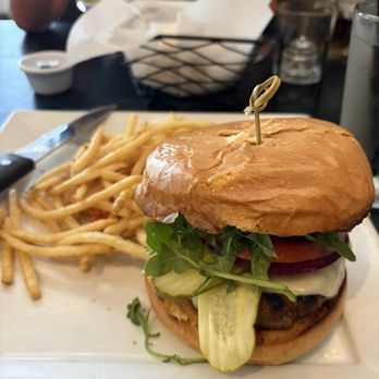 Stanley's Restaurant - The Stanley burger - American Near Me - Los Angeles, California Stanley's Restaurant - The Stanley burger - American Near Me - Los Angeles, California