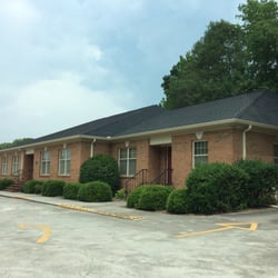 Morrison Bill Dr - Seriously friendly staff and patient Doctor. No pressure, no rush. true southern hospitality.!