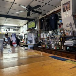 Bigs Bar and Grill