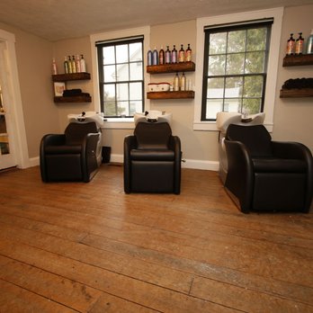 Bartleigh Janes Salon - Reclining shampoo bowls in the salon. - Hair Salons Near Me - Waynesville, Ohio Bartleigh Janes Salon - Reclining shampoo bowls in the salon. - Hair Salons Near Me - Waynesville, Ohio