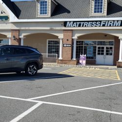 Mattress Firm Freehold