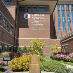 Elmhurst Memorial Hospital - Beautiful outdoor garden