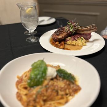 Vivilore - Tagliatelle Bolognese - American Near Me - Independence, Missouri
