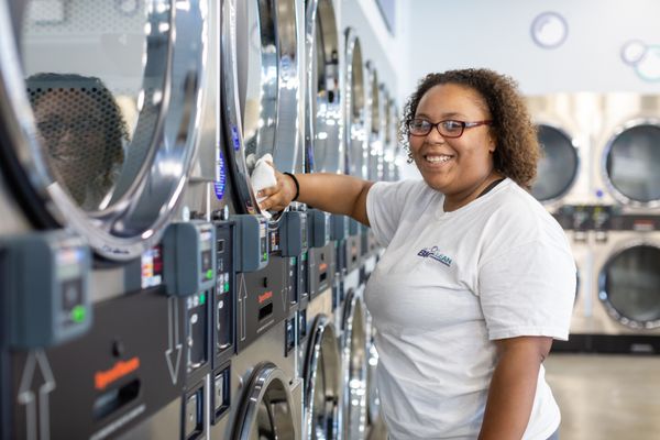 THE BIG CLEAN LAUNDROMAT - ROUND ROCK - Updated August 2024 - 33 Photos
