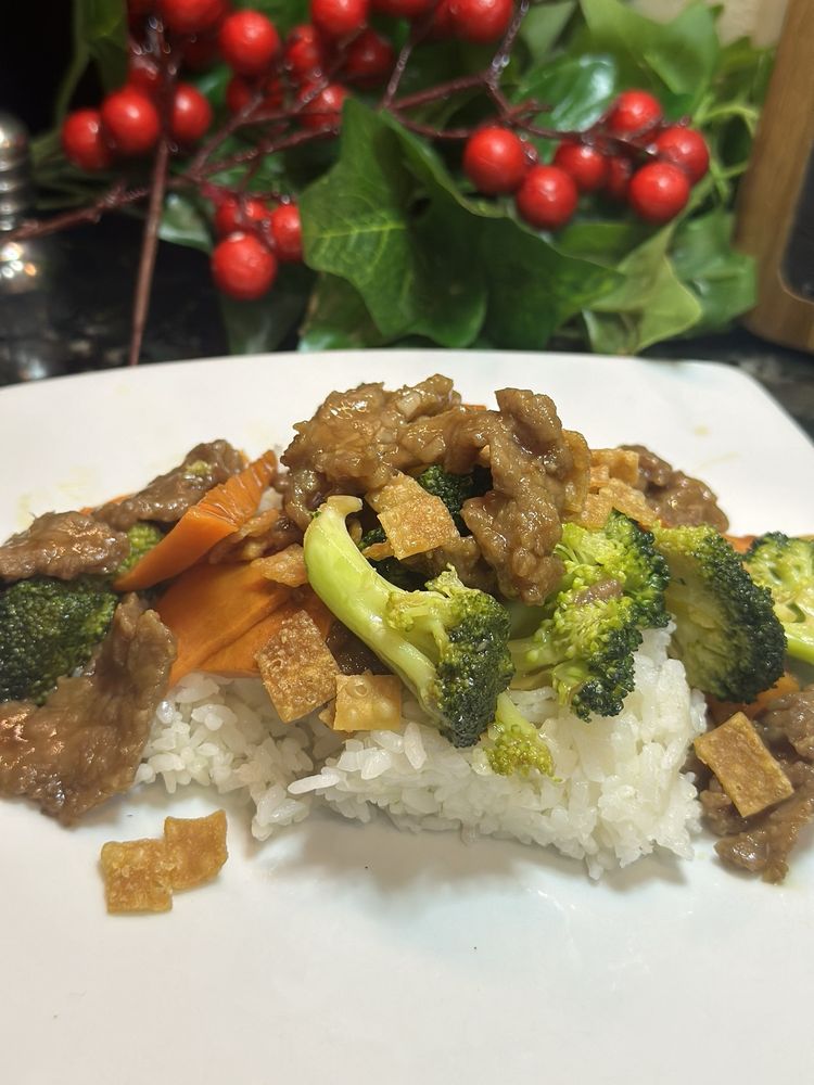 Iron Wok China Bistro