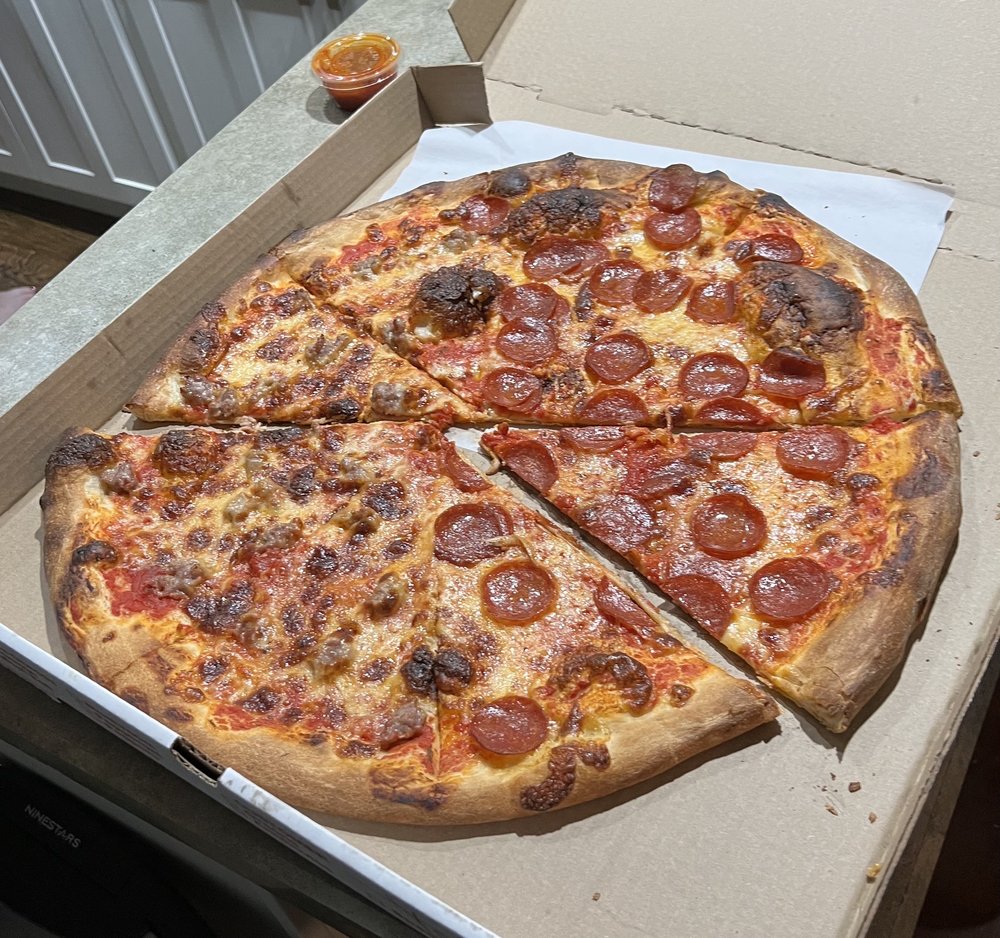 TOSCO’S PIZZERIA Updated September 2024 22 Photos & 52 Reviews 60