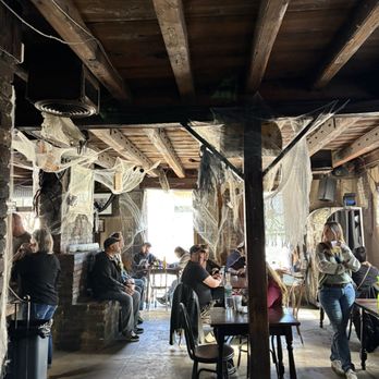 Lafitte's Blacksmith Shop Bar - Dive Bars Near Me - New Orleans, Louisiana Lafitte's Blacksmith Shop Bar - Dive Bars Near Me - New Orleans, Louisiana