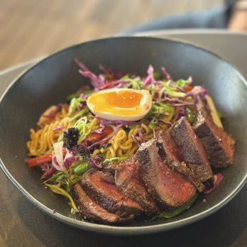 illume - Beef yakisoba - Japanese Near Me - Orlando, Florida