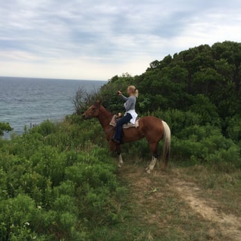 Rustic Rides Farms - Horseback Riding Near Me - Block Island, Rhode Island