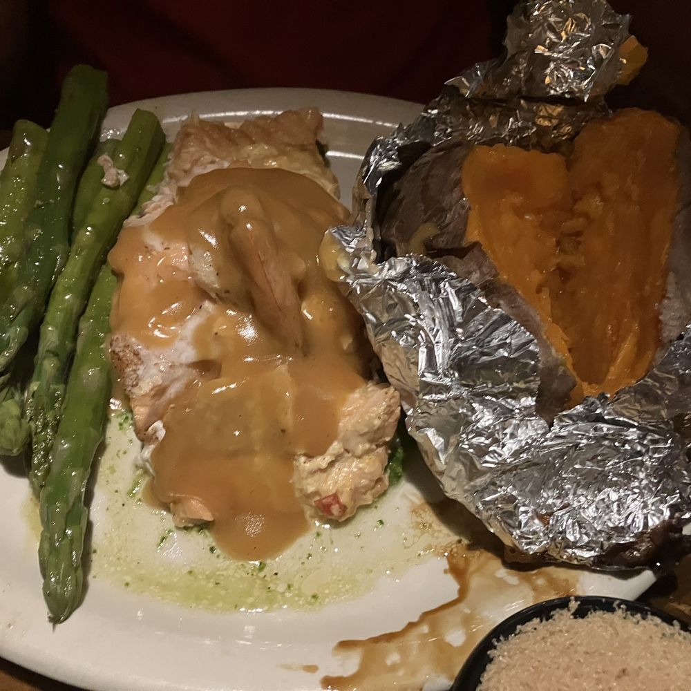 Popeye's Chop House - Scorpion salmon, sweet potato, asparagus - Steakhouses Near Me - Breese, Illinois