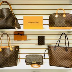 Colorado Pawn and Jewelry - We carry Luxury Purses!