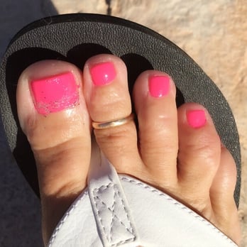 Dimensions - Pink toes with a bit of sparkle. - Hair Salons Near Me - Temecula, California