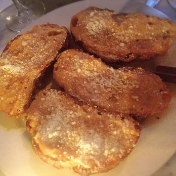 Saggio - Garlic Bread - Italian Near Me - New York, New York Saggio - Garlic Bread - Italian Near Me - New York, New York