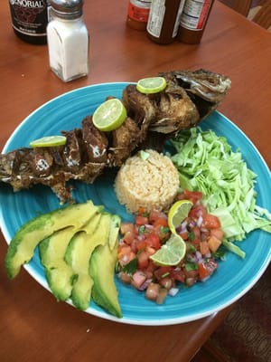 Los Cuates Seafood and Bar by null