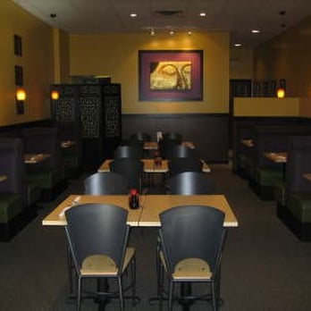 Bangkok Cuisine - the interior of a restaurant - Thai Near Me - Kitchener, Ontario Bangkok Cuisine - the interior of a restaurant - Thai Near Me - Kitchener, Ontario