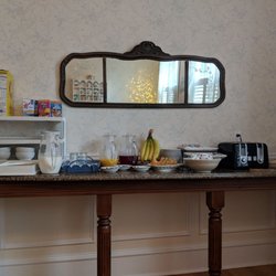Johnson House - Breakfast