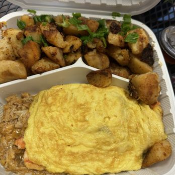 Red's Flavor Table Breakfast Take Out - Seafood omelette - Cajun/Creole Near Me - Inglewood, California Red's Flavor Table Breakfast Take Out - Seafood omelette - Cajun/Creole Near Me - Inglewood, California