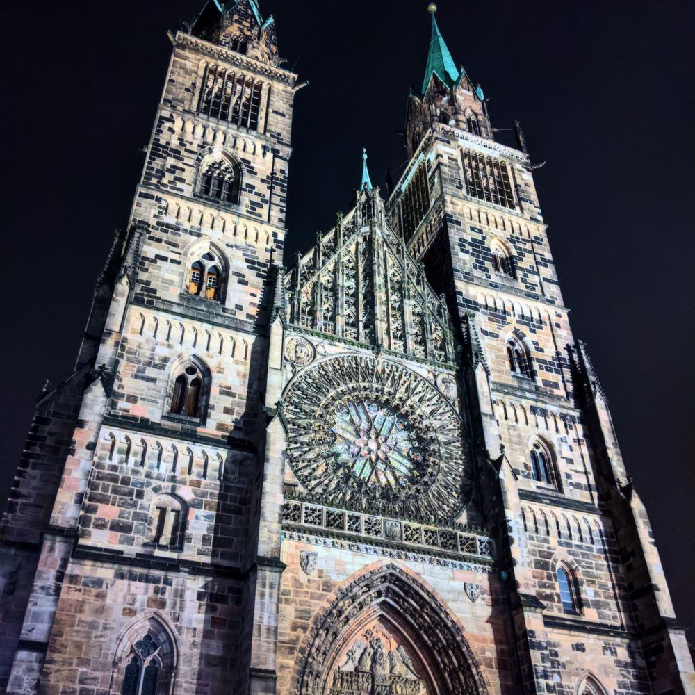 St. Lorenz Kirche - Churches Near Me - Nuremberg, BY