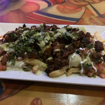 Senor Tequila's - Asada Fries ! That Aioli is fantastic !    The salsa was on point very fresh and spicy (salsa and chips not pictured) - Mexican Near Me - Germantown, Maryland