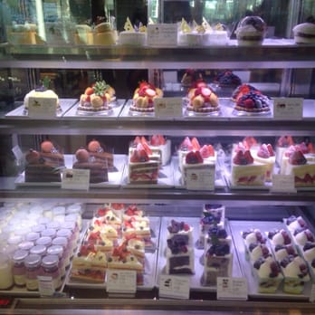 Paris Baguette - Delicious Desserts - Bakeries Near Me - Flushing, New York Paris Baguette - Delicious Desserts - Bakeries Near Me - Flushing, New York