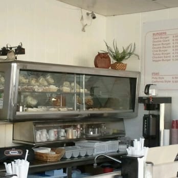 Quarter Pound Giant Burger - Burgers Near Me - Oakland, California