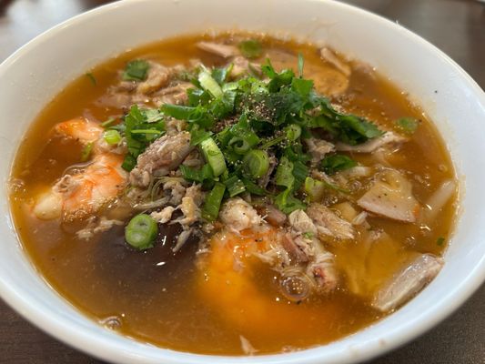 Mai Phụng Restaurant by null