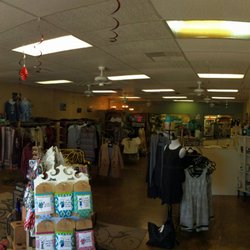 Bella la Rue Boutique - Affordable Boutique with great personal service with a smile!