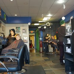 B-Bombshell Salon