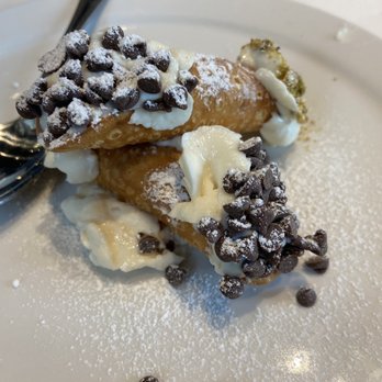 Portovino Ristorante - a plate of dessert - Italian Near Me - Laval, Quebec Portovino Ristorante - a plate of dessert - Italian Near Me - Laval, Quebec