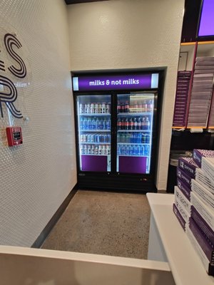 Insomnia Cookies by null