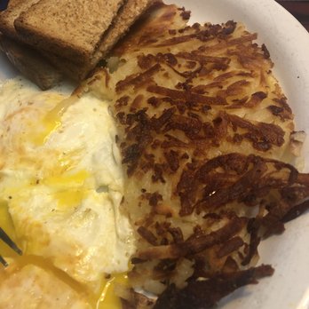 Bobby's Barrel - All the fixin's that come with the smoked pork chop - American Near Me - Volo, Illinois