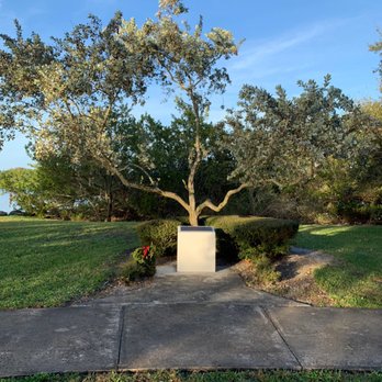 Veterans Memorial Island Sanctuary - Parks Near Me - Vero Beach, Florida Veterans Memorial Island Sanctuary - Parks Near Me - Vero Beach, Florida